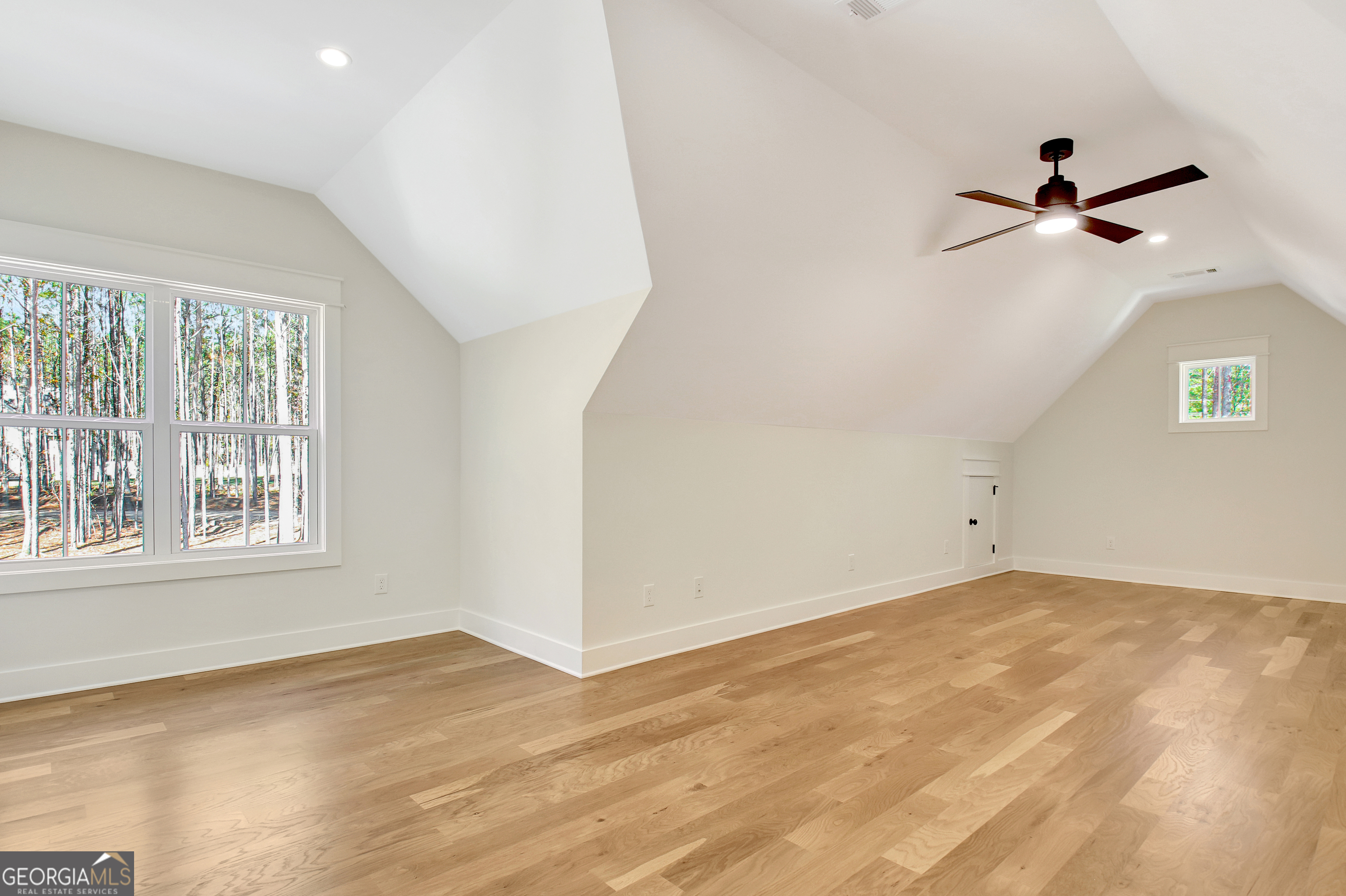 Sharpsburg, Georgia 30277, United States, 4 Bedrooms Bedrooms, ,4 BathroomsBathrooms,Residential,Active,171177