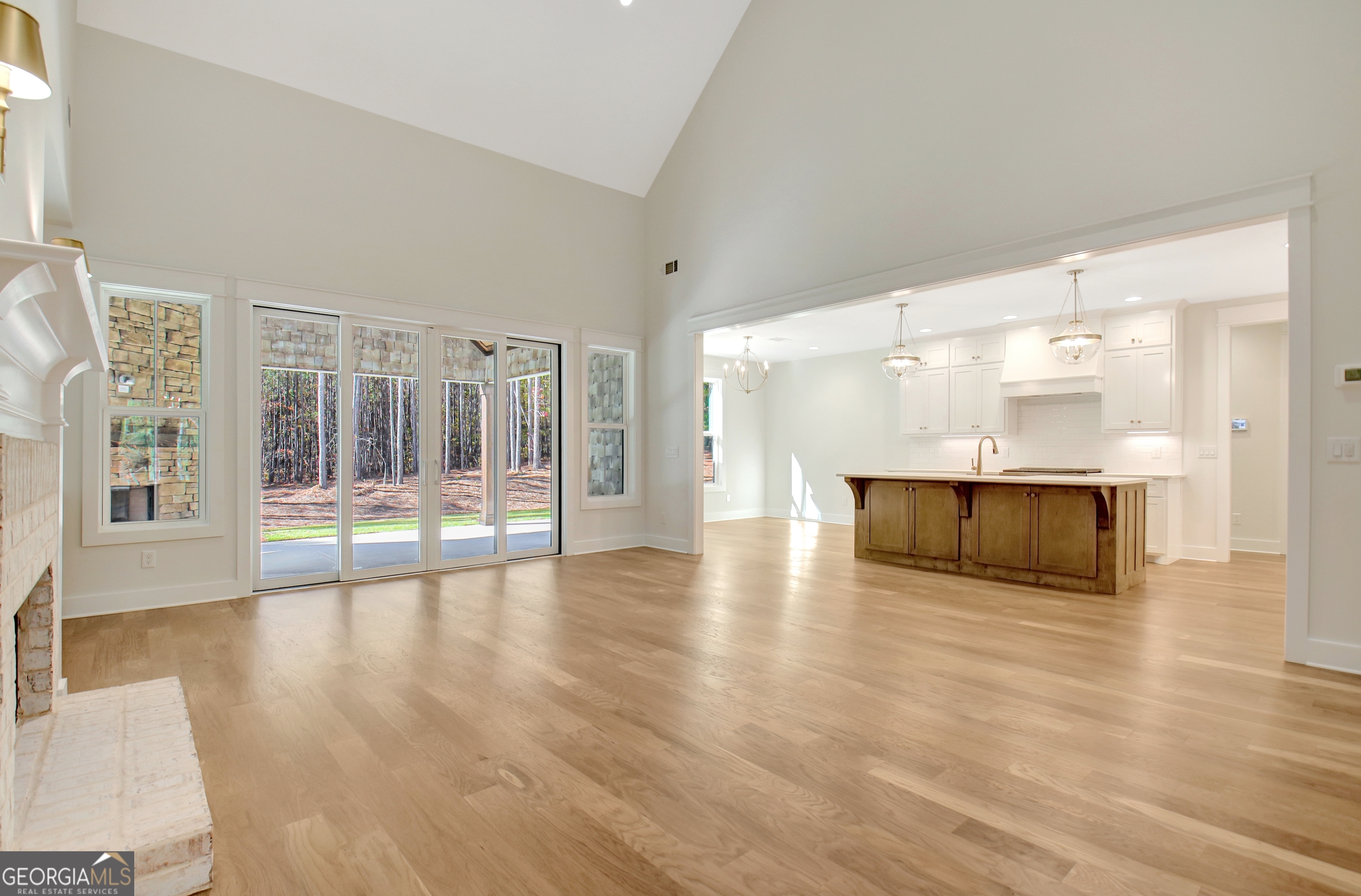 Sharpsburg, Georgia 30277, United States, 4 Bedrooms Bedrooms, ,4 BathroomsBathrooms,Residential,Active,171177