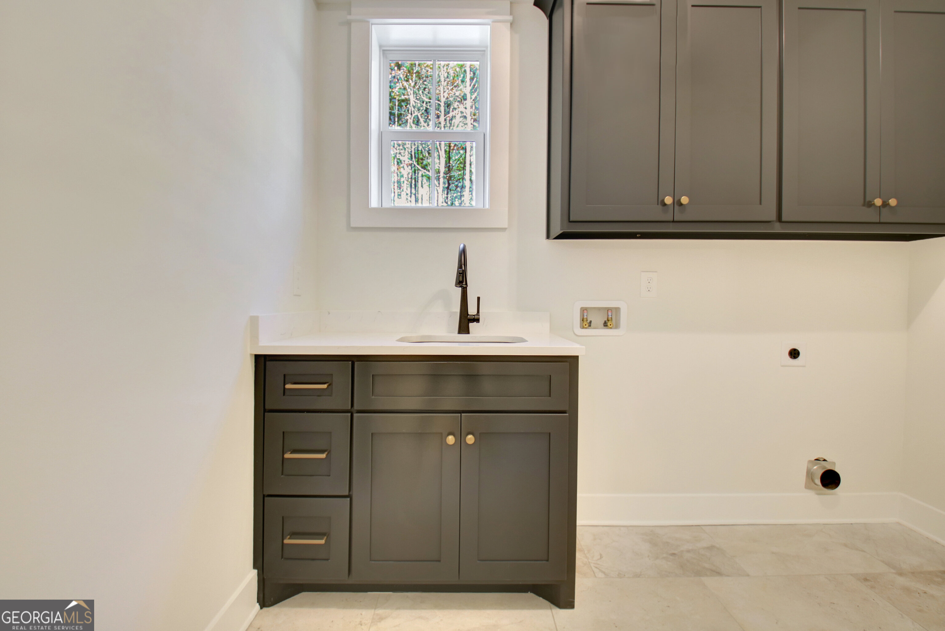 Sharpsburg, Georgia 30277, United States, 4 Bedrooms Bedrooms, ,4 BathroomsBathrooms,Residential,Active,171177