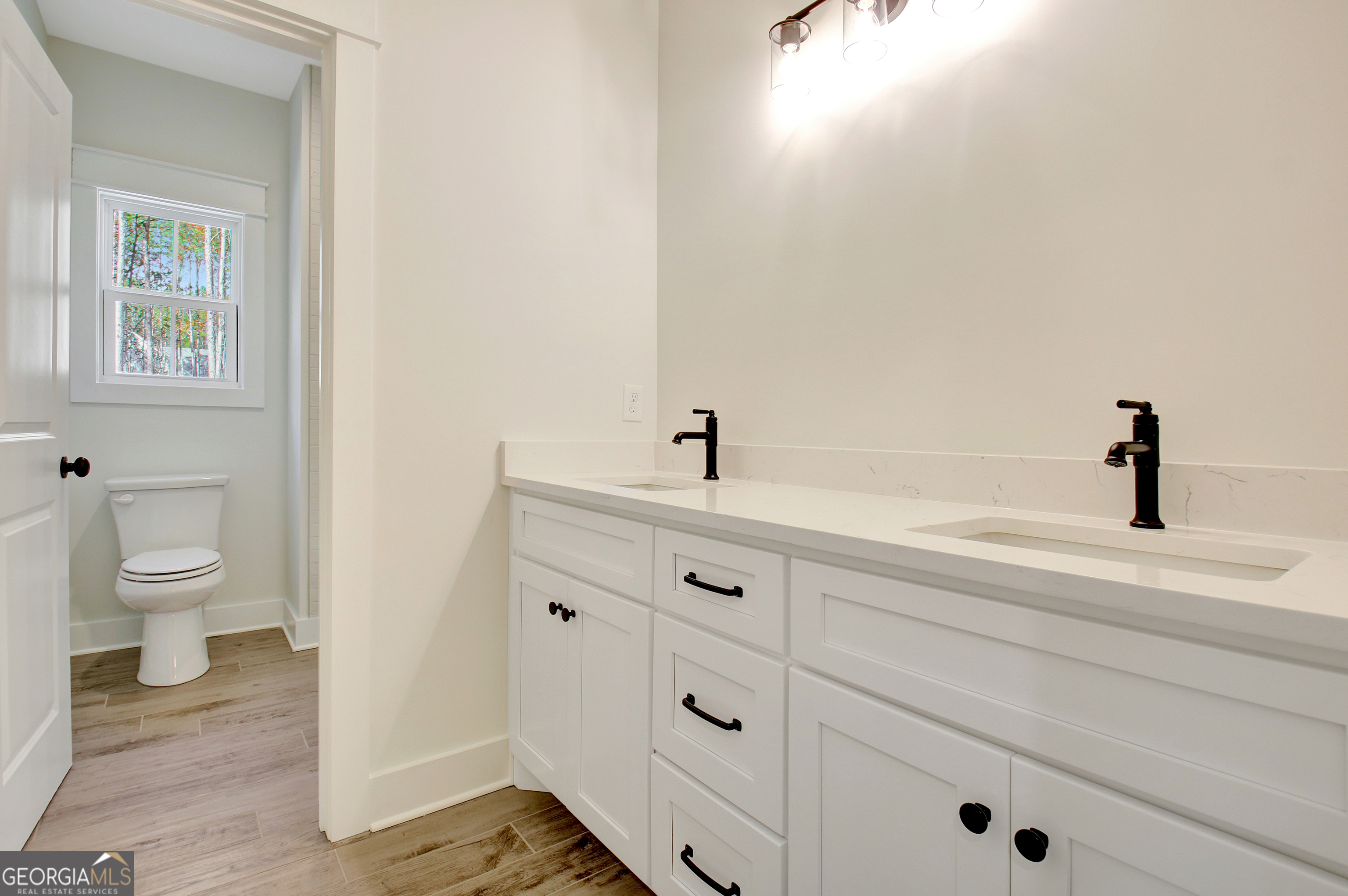 Sharpsburg, Georgia 30277, United States, 4 Bedrooms Bedrooms, ,4 BathroomsBathrooms,Residential,Active,171177