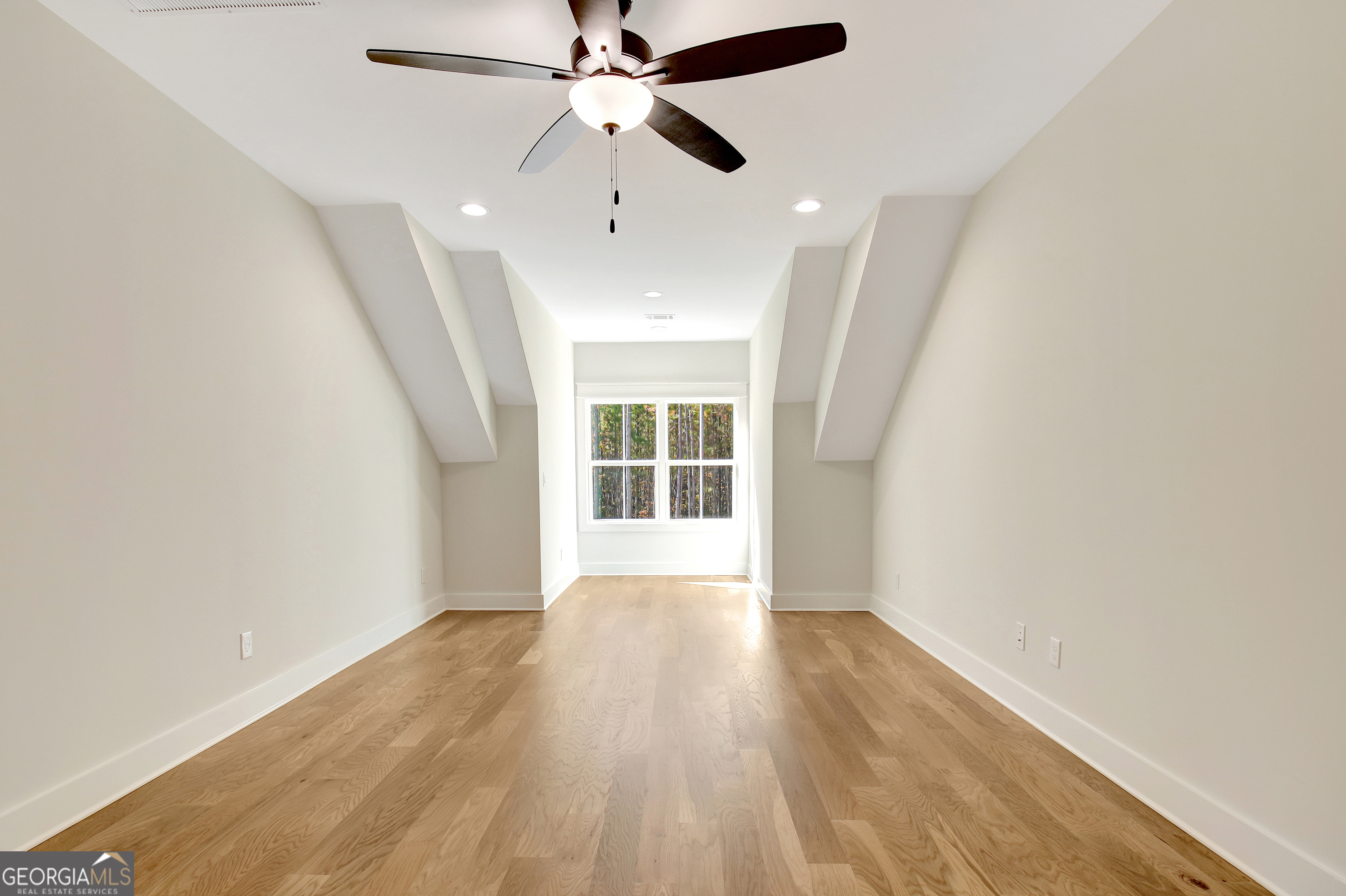 Sharpsburg, Georgia 30277, United States, 4 Bedrooms Bedrooms, ,4 BathroomsBathrooms,Residential,Active,171177