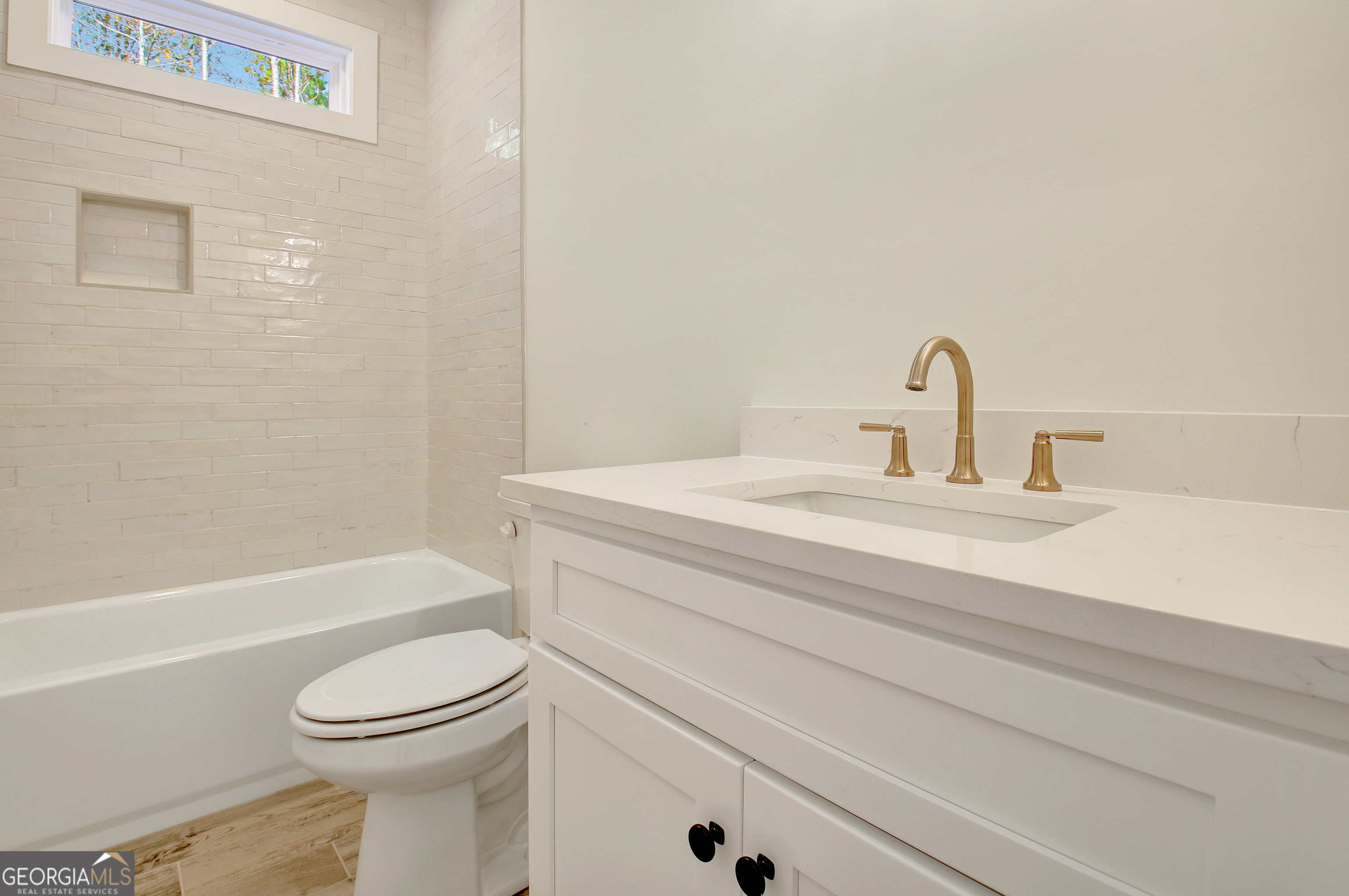 Sharpsburg, Georgia 30277, United States, 4 Bedrooms Bedrooms, ,4 BathroomsBathrooms,Residential,Active,171177