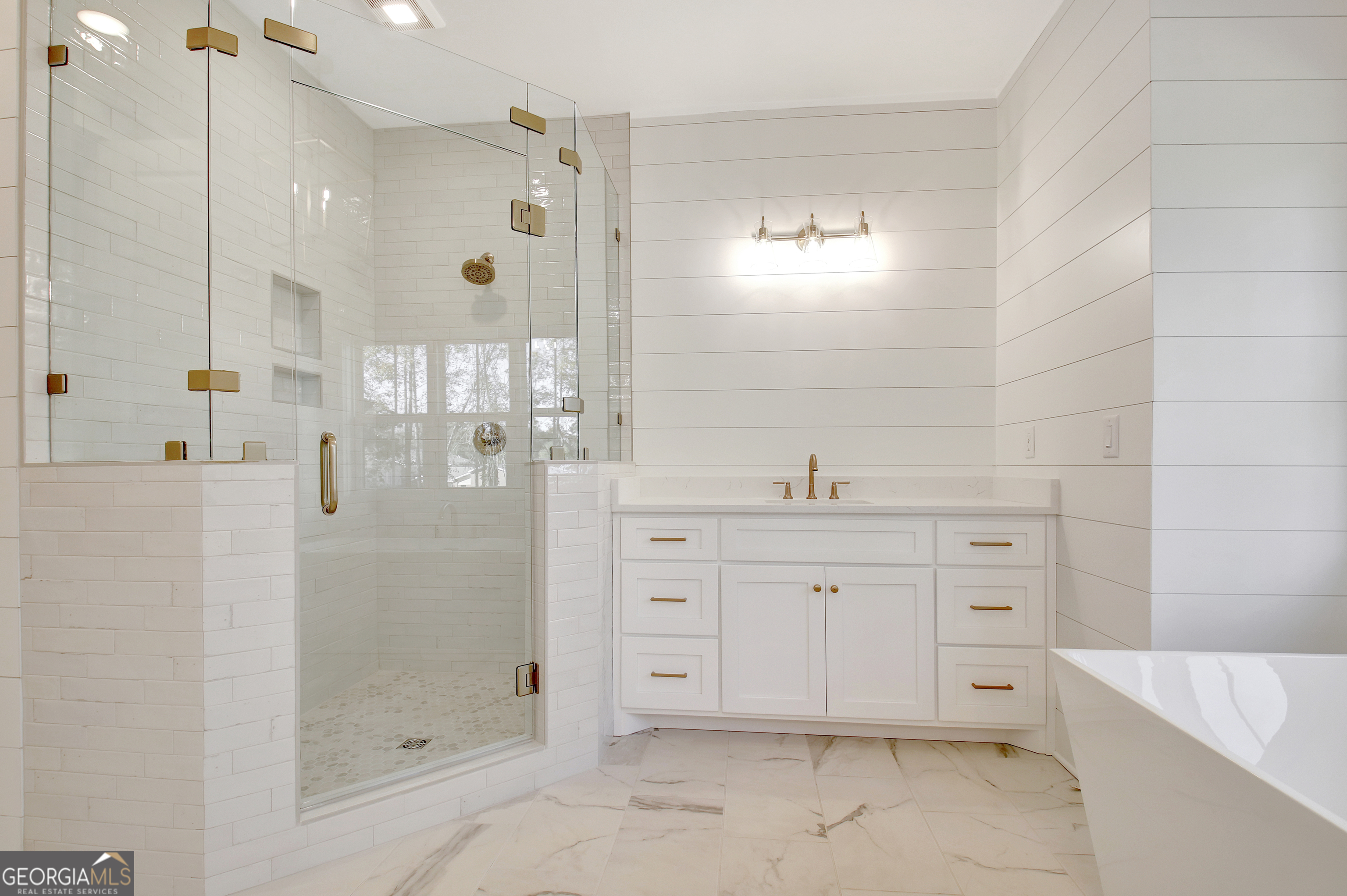 Sharpsburg, Georgia 30277, United States, 4 Bedrooms Bedrooms, ,4 BathroomsBathrooms,Residential,Active,171177