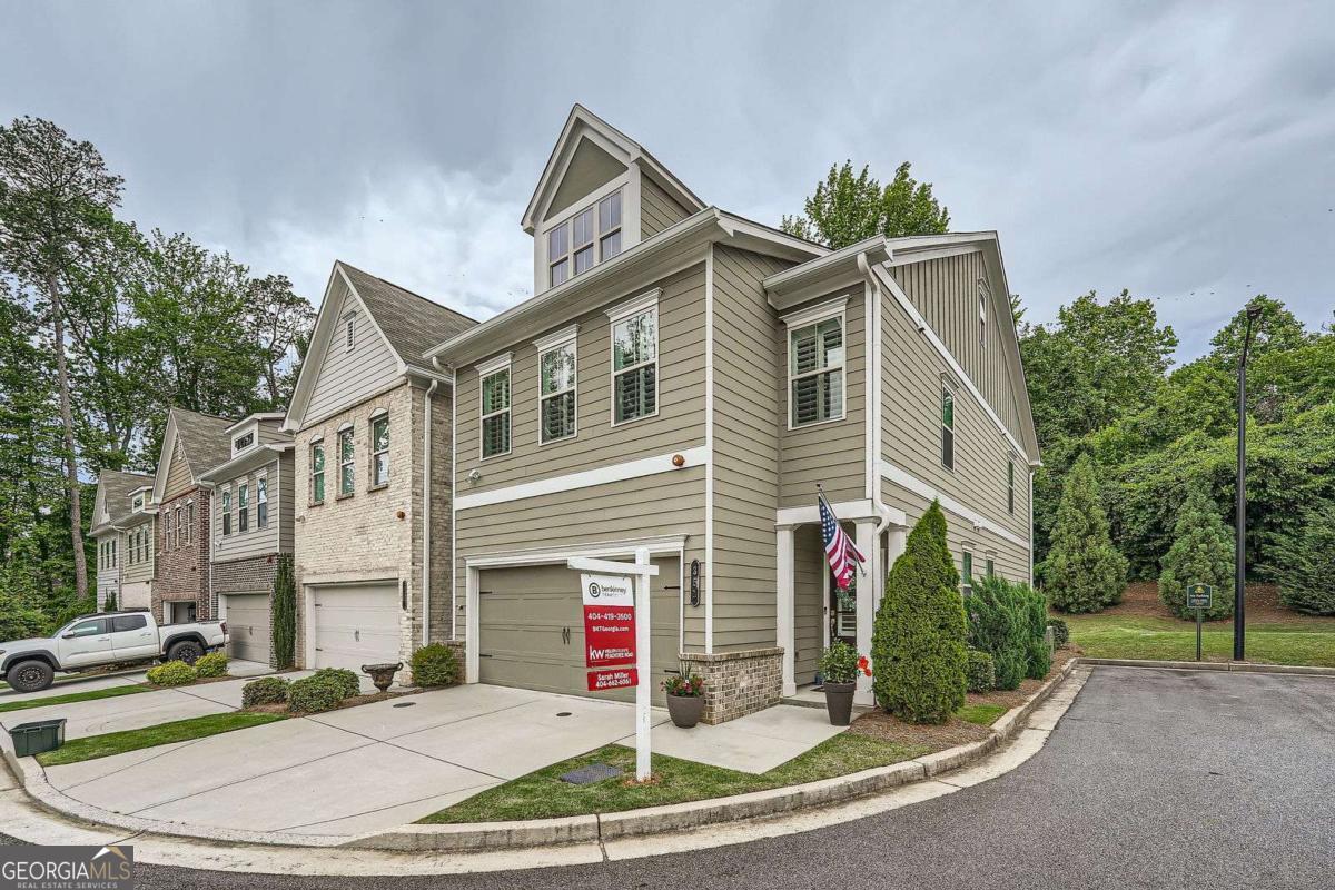 North Square - Residential