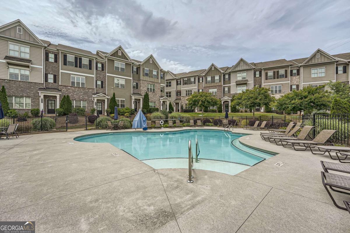 North Square - Residential