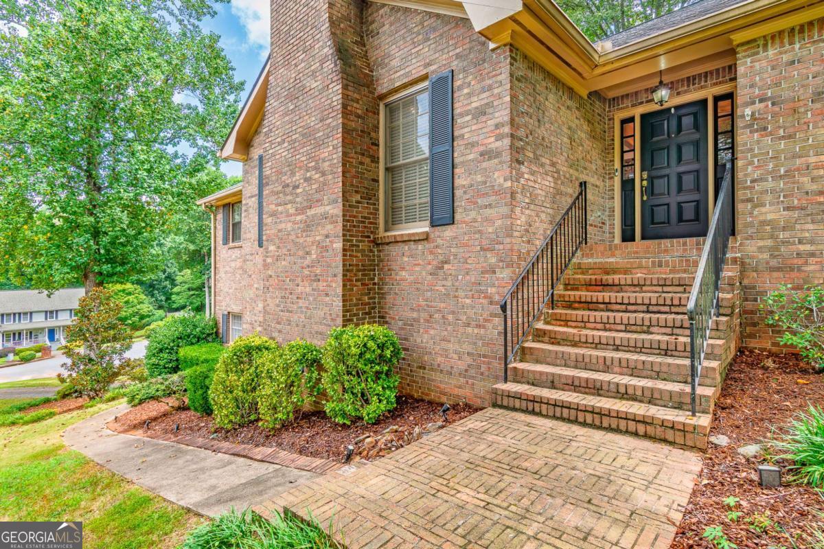 450 Battersea DR