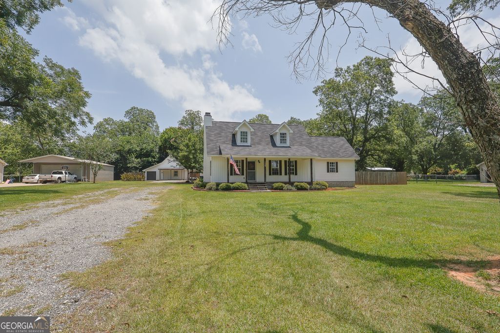 Photo of 138 Mills Circle, Byron, GA 31008 (MLS # 10798230)