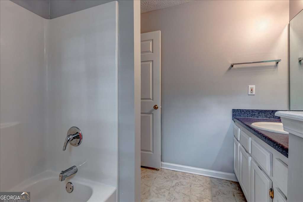 Mays Manor - Residential Lease