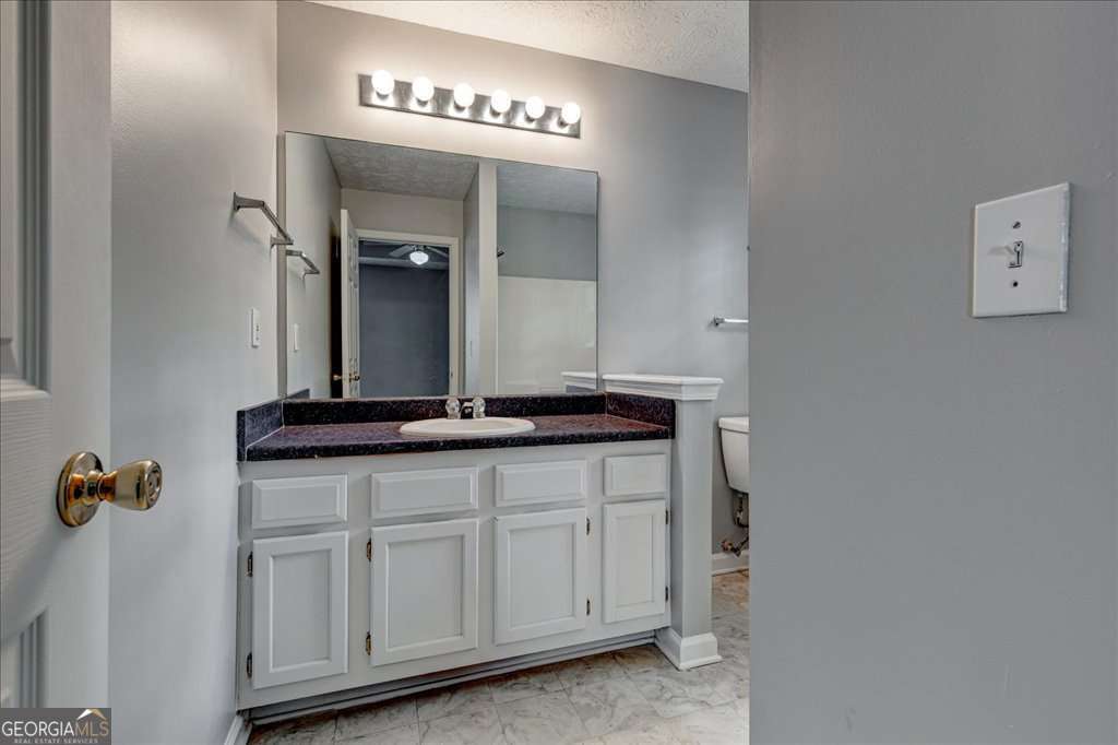 Mays Manor - Residential Lease