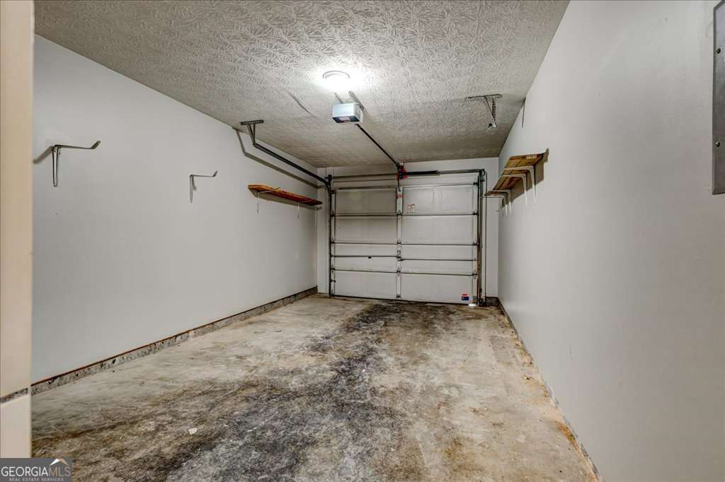 Mays Manor - Residential Lease