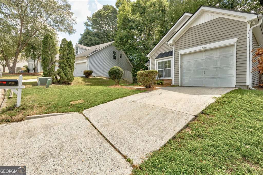 Mays Manor - Residential Lease