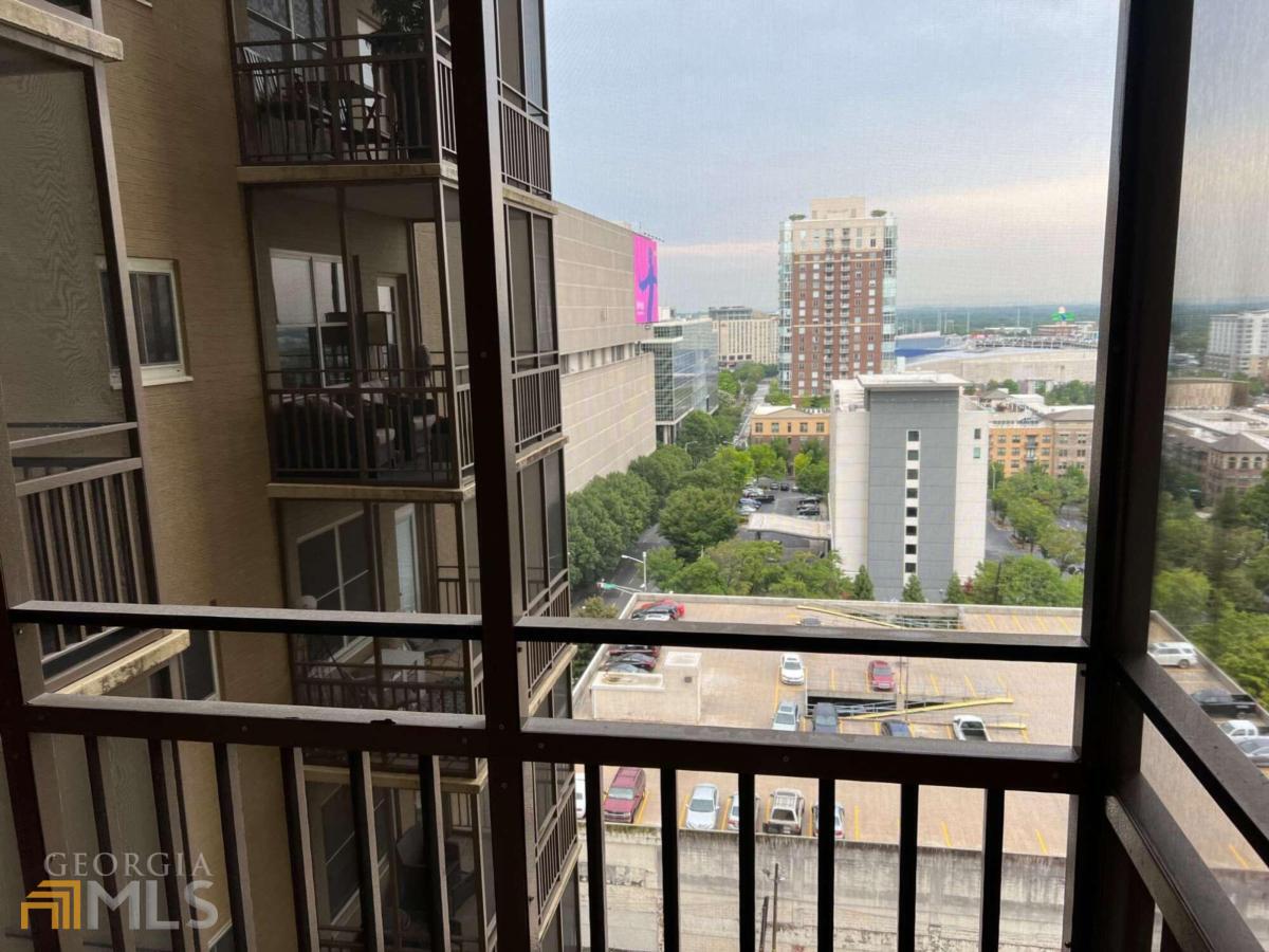 Peachtree Towers - Residential