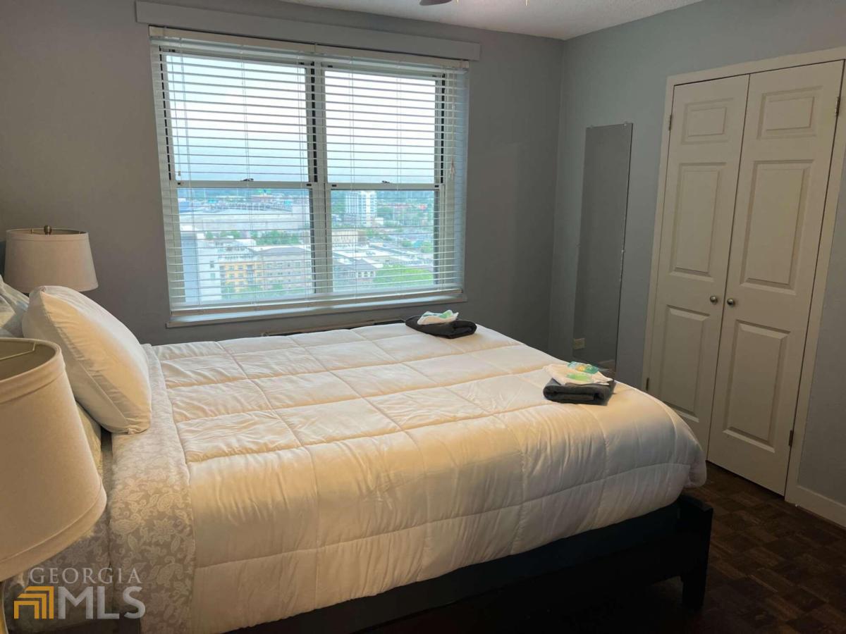 Peachtree Towers - Residential