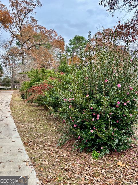 A home in Warner Robins