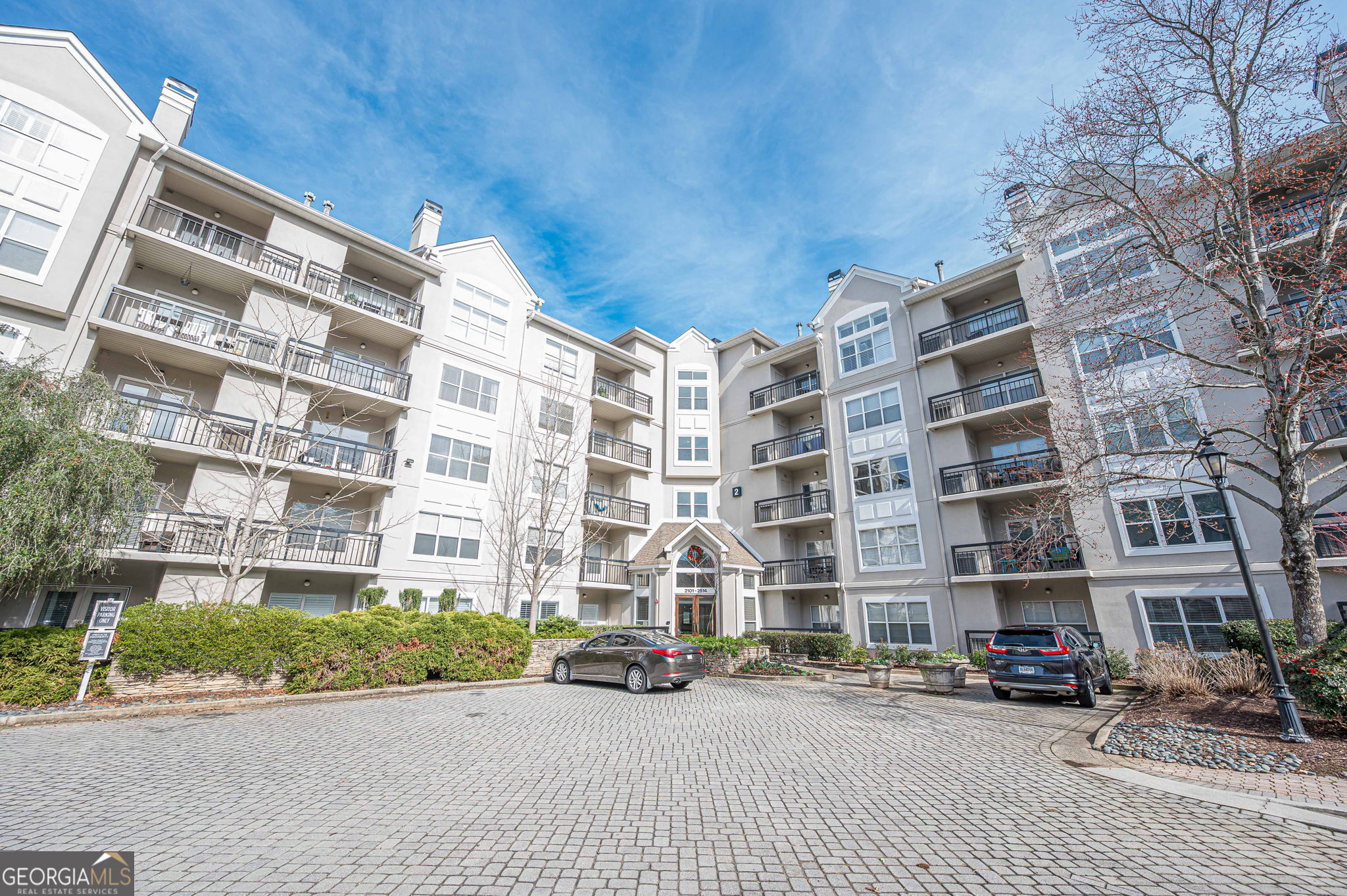 2409 River Green DR NW