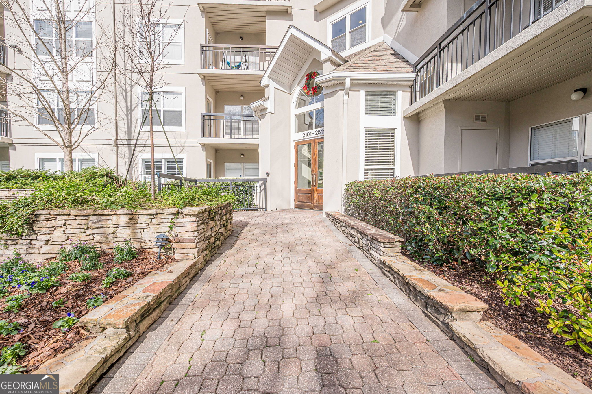 2409 River Green DR NW