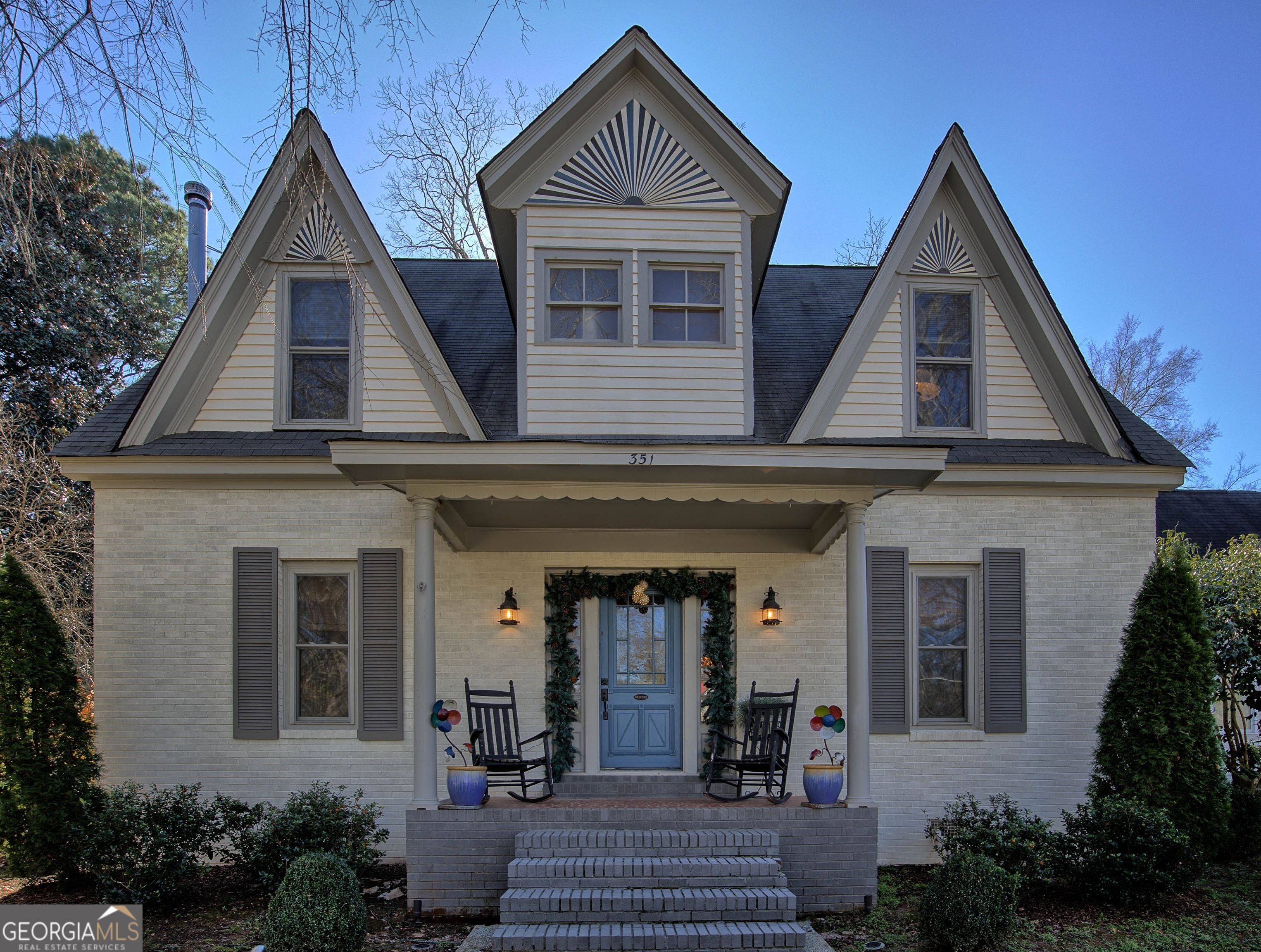 351 Seavy ST