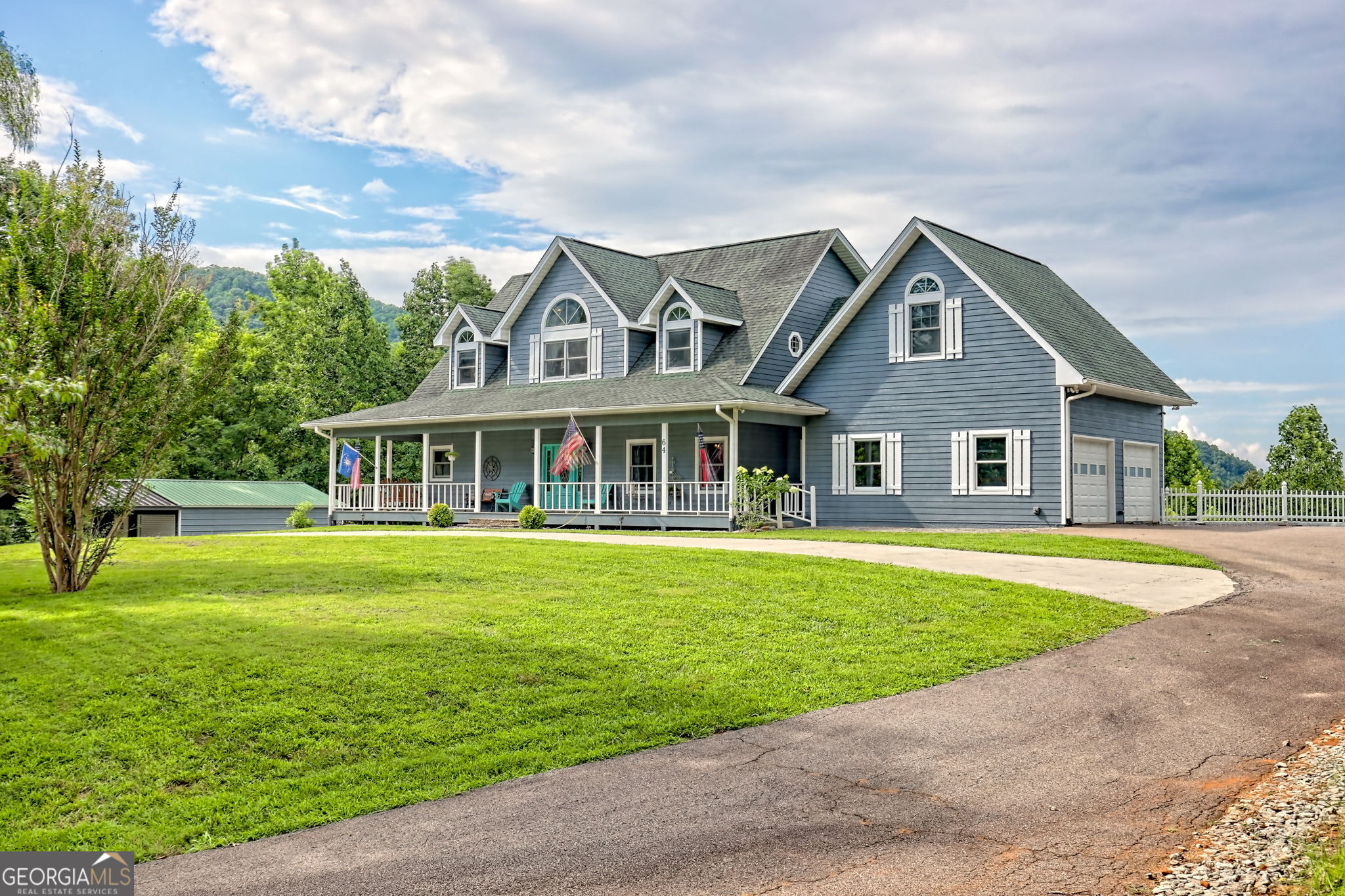64 Old Laurel LN