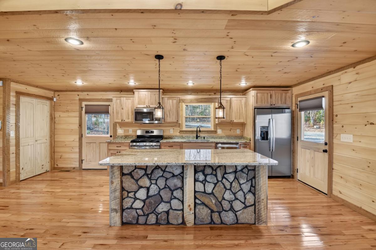 17 Dial Mountain DR 1,2