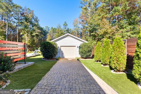 A home in Newnan