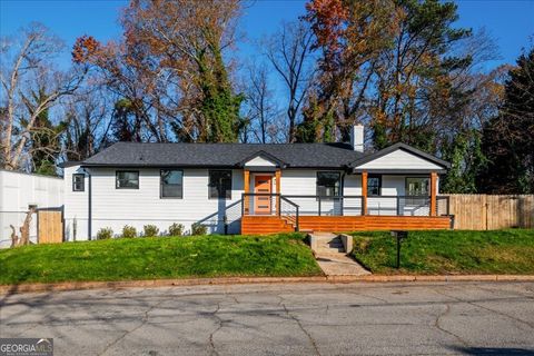 Photo of 968 Bruce Circle SE, Atlanta, GA 30316 (MLS # 10659577)