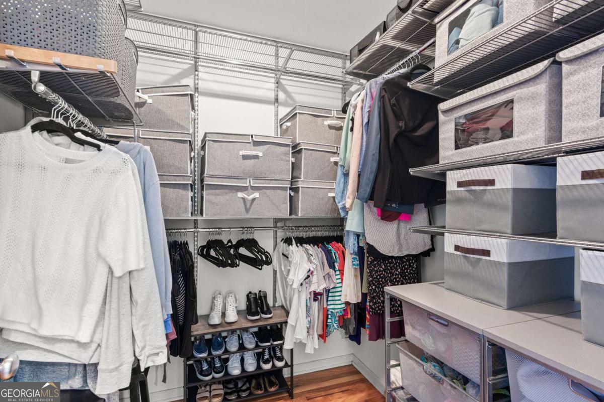 Brookhaven Studios - Residential