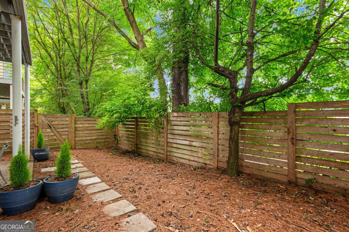 Brookhaven Studios - Residential