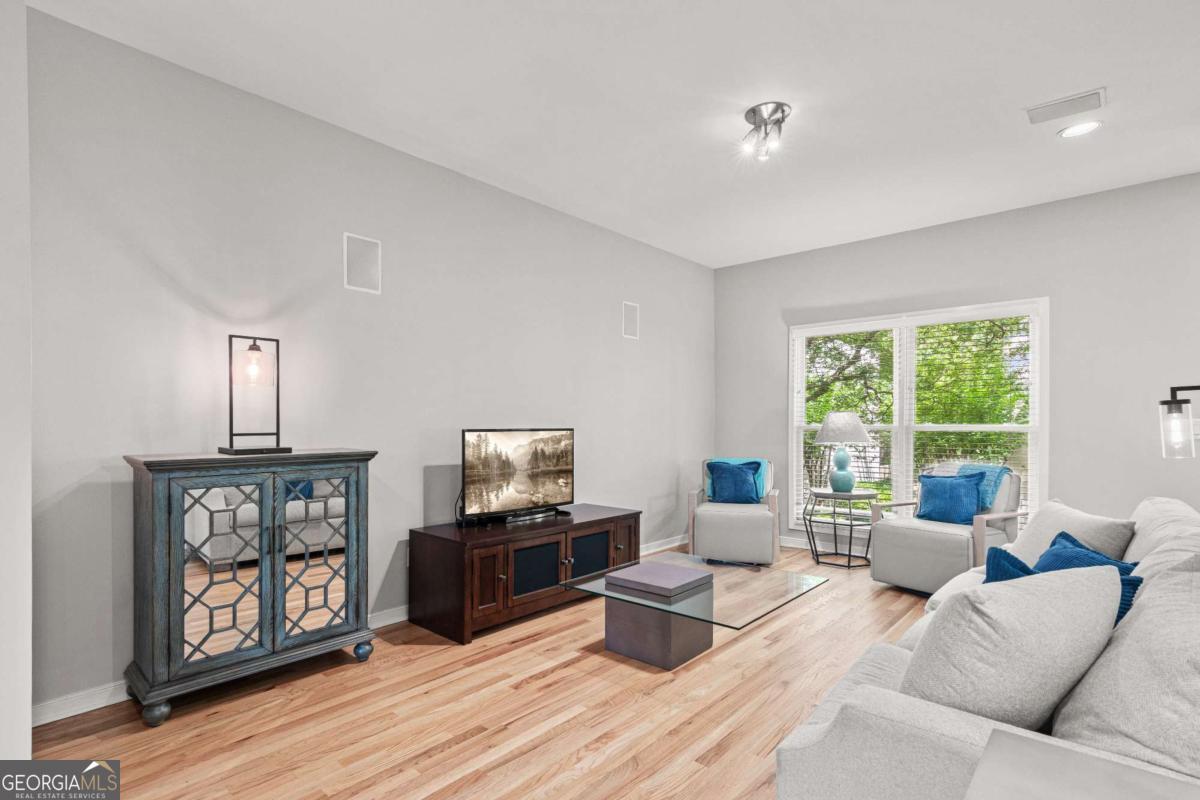 Brookhaven Studios - Residential