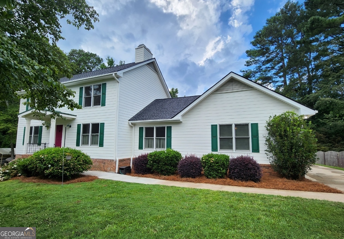 Bright and beautifully maintained home in sought-after Bridgeport! A bedroom, full bath, office, living and dining room reside on the main, 3 bedrooms, 2 bathrooms up. Hardwoods throughout the first and second levels. 2019-HVAC. 2017-HardiePlank, deck, windows, doors. Updated kitchen cabinets, granite, tile and backsplash. Brand new Refrigerator, Dishwasher, Microwave & Gas range. Fresh paint inside. Master bedroom with fireplace. The fireside living room opens to the deck and fenced-in, level backyard. Large cul-de-sac lot! 5 minutes to sought-after Simpson Elementary, Pinckneyville Middle, The Forum, and Chattahoochee Park.