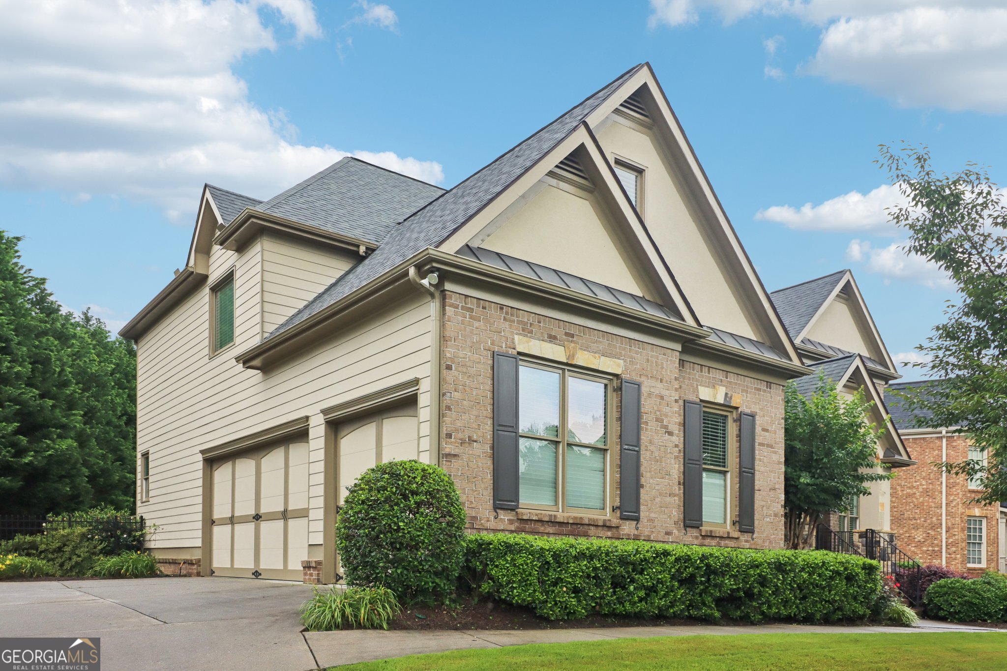 2452 Stone Manor DR NE