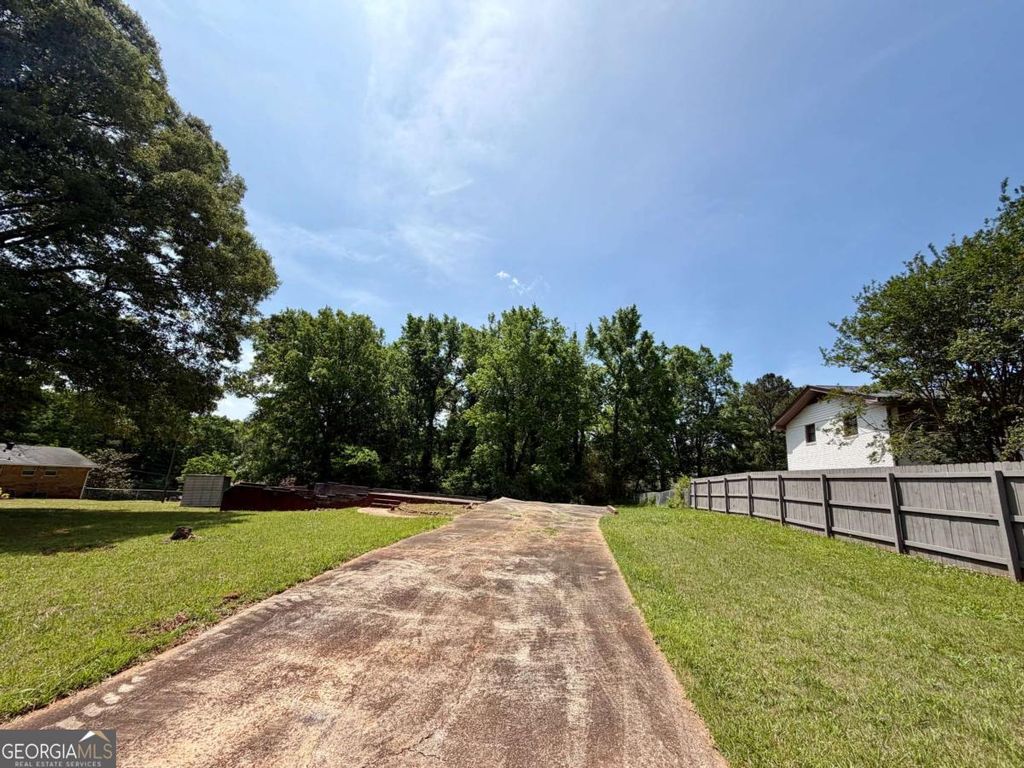 Photo of 6674 Birch Road, Douglasville, GA 30187 (MLS # 10753637)