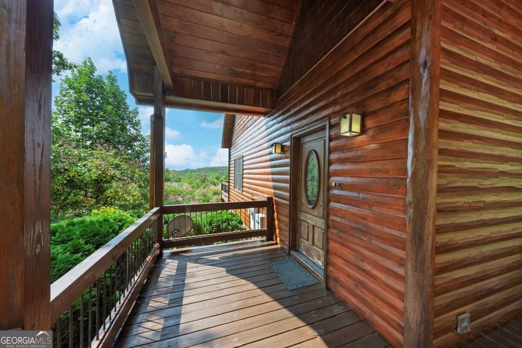 Photo of 499 Raven Ridge Circle, Mineral Bluff, GA 30559 (MLS # 10869373)