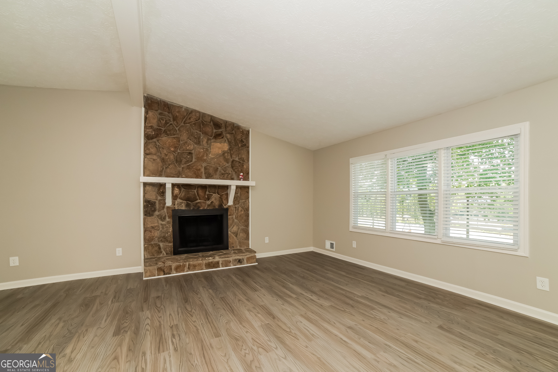 Calloway Greens Was Westwood Place - Residential Lease