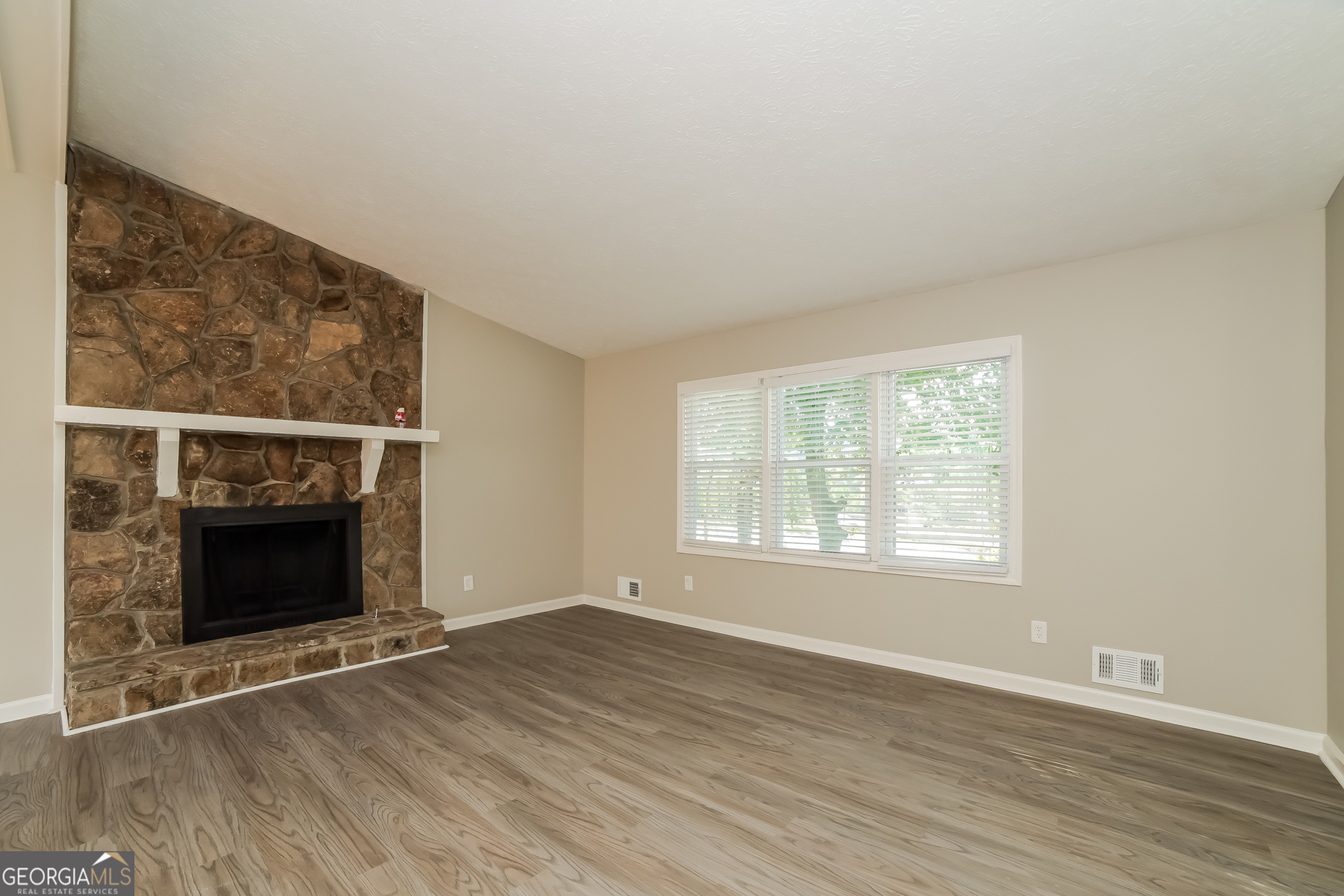 Calloway Greens Was Westwood Place - Residential Lease