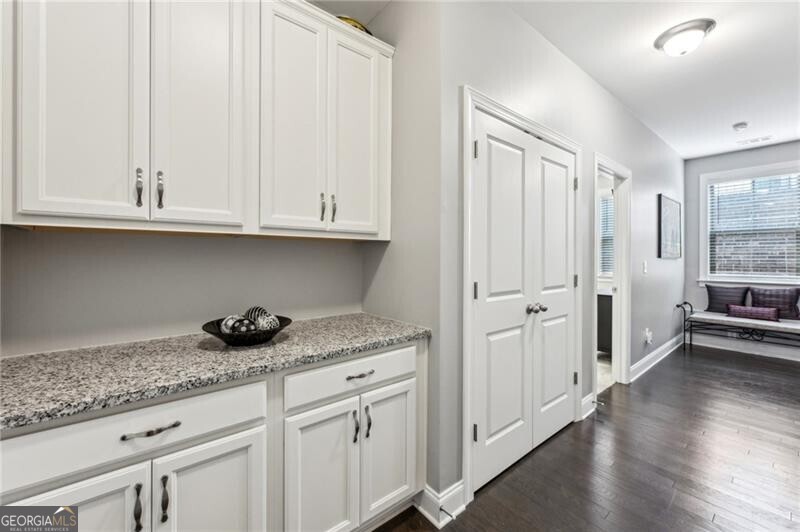 Brookhaven, Georgia 30319, United States, 3 Bedrooms Bedrooms, ,4 BathroomsBathrooms,Residential,Pending,86586