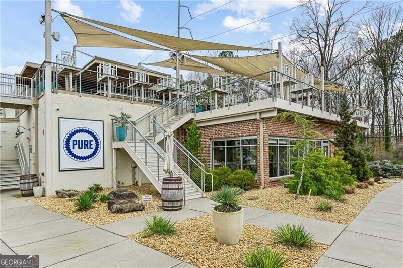 Brookhaven, Georgia 30319, United States, 3 Bedrooms Bedrooms, ,4 BathroomsBathrooms,Residential,Pending,86586