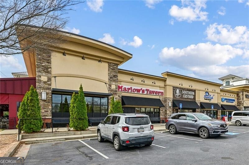 Brookhaven, Georgia 30319, United States, 3 Bedrooms Bedrooms, ,4 BathroomsBathrooms,Residential,Pending,86586