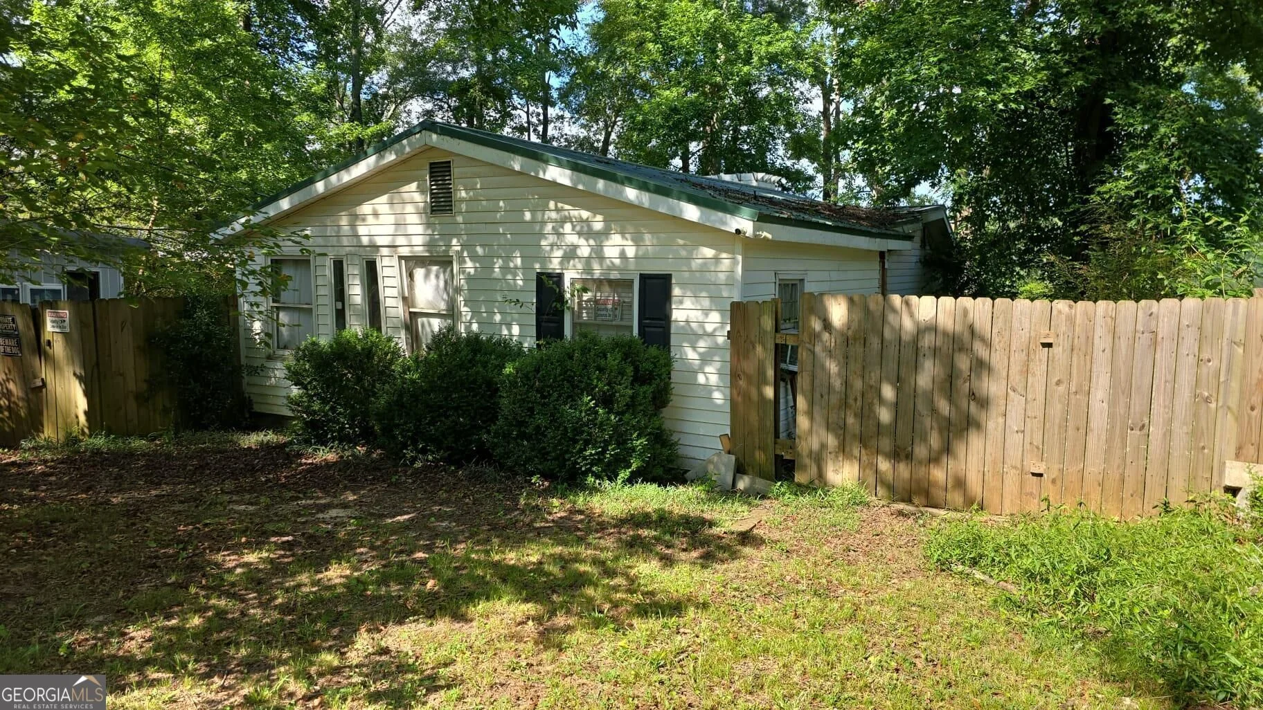 143 Weavers Lake Front Road, Jackson, GA, 30233