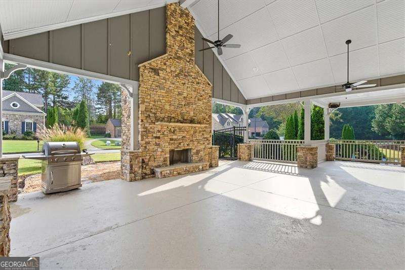 Fernwood Creek - Residential