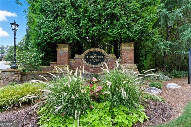 Fernwood Creek - Residential