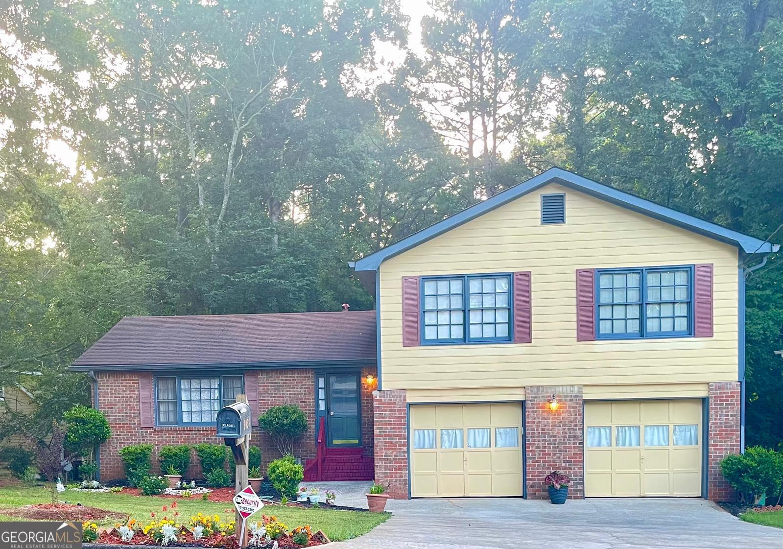 Welcome home!! This is it!!! Spacious home inside and out with room for everyone!!!! Bedrooms and living space offers comfort for all. Sitting on half an acre allow for private entertaining on deck and roomy backyard. Come and see for yourself. You won't be disappointed.