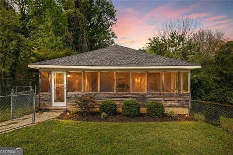 Photo of 2014 MAPLE Avenue SW, Rome, GA 30161 (MLS # 10827900)