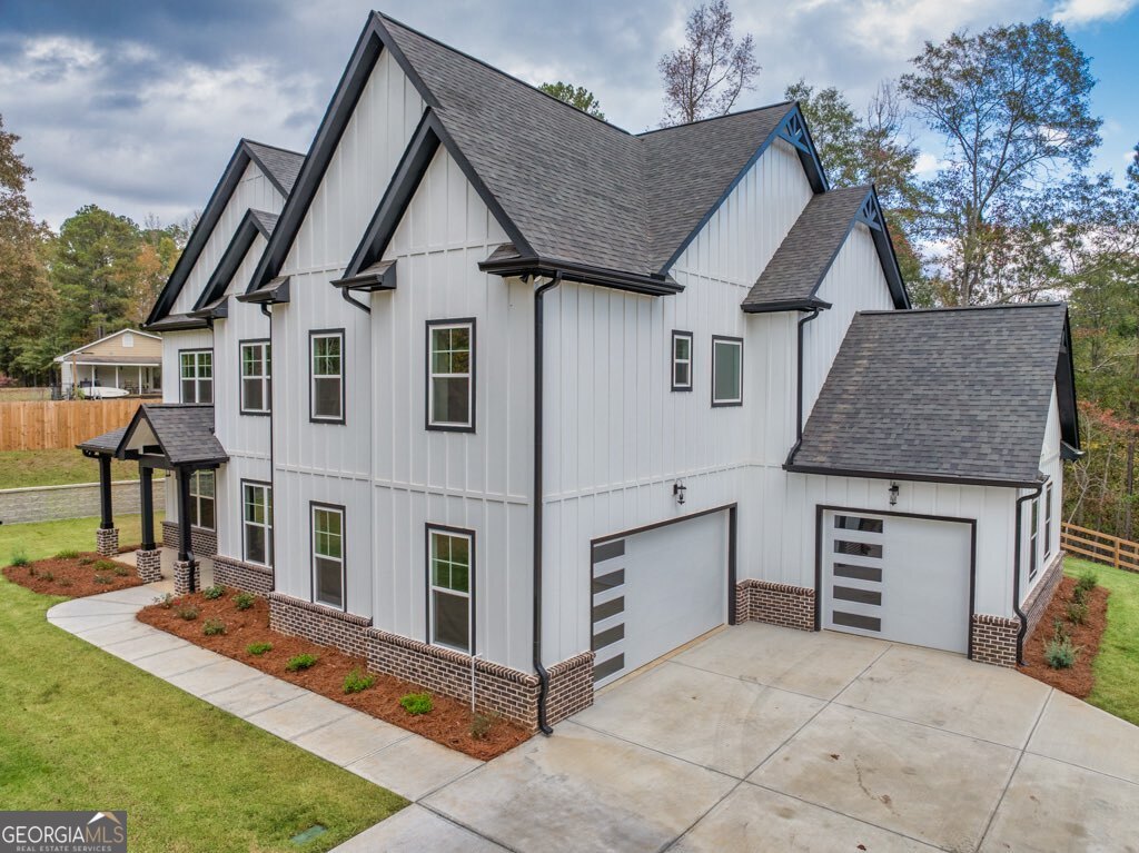 1387 Mineral Springs RD
