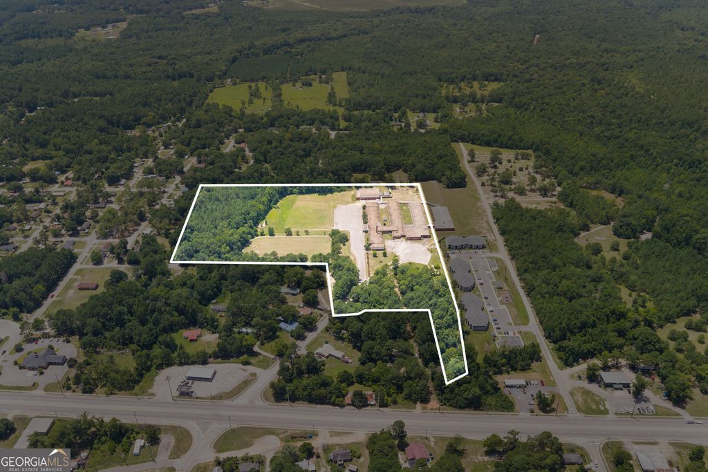 Photo of 220 Landrum Drive, Millen, GA 30442 (MLS # 10809997)