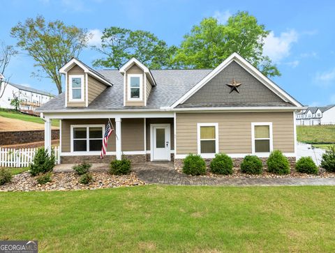 65 Academy ST Pendergrass GA 30567