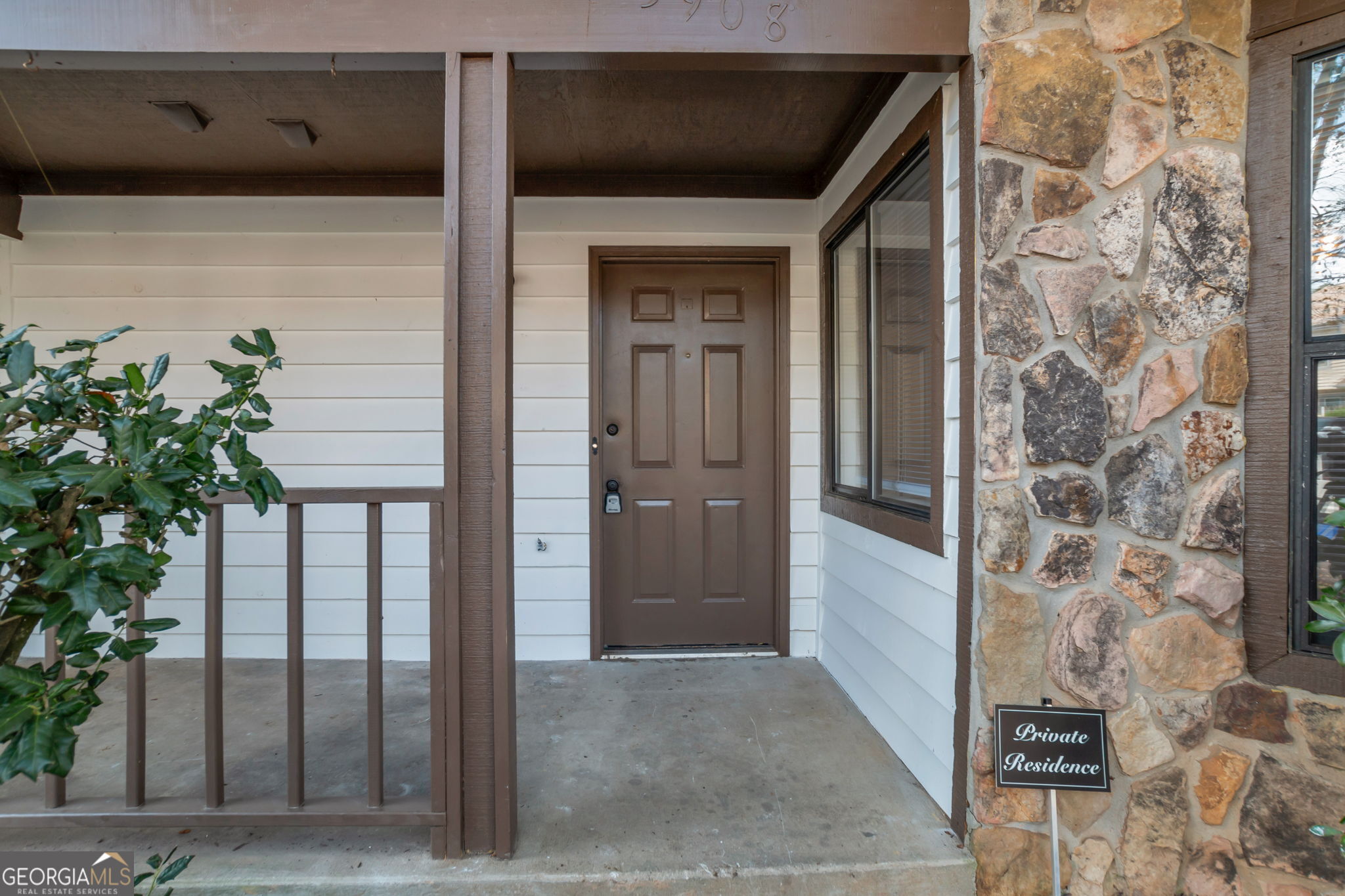 5908 Trent Jones WAY