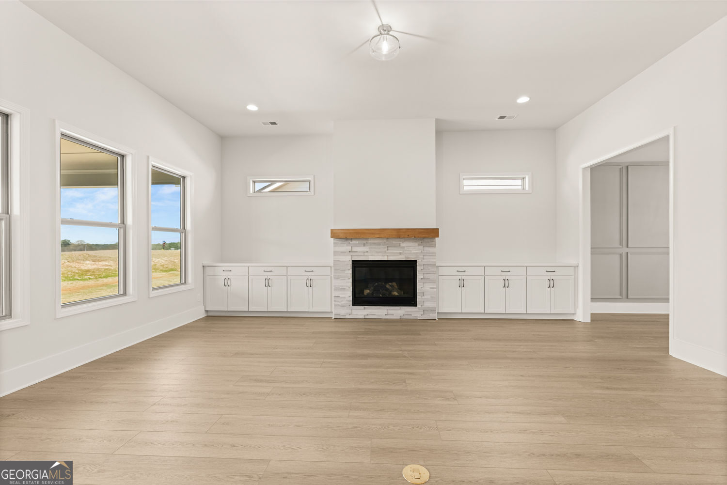 Snellville, Georgia 30078, United States, 2 Bedrooms Bedrooms, ,2 BathroomsBathrooms,Residential,Active,140389