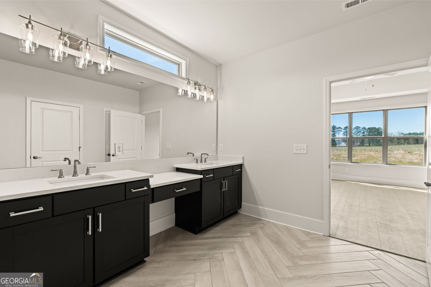 Snellville, Georgia 30078, United States, 2 Bedrooms Bedrooms, ,2 BathroomsBathrooms,Residential,Active,140389