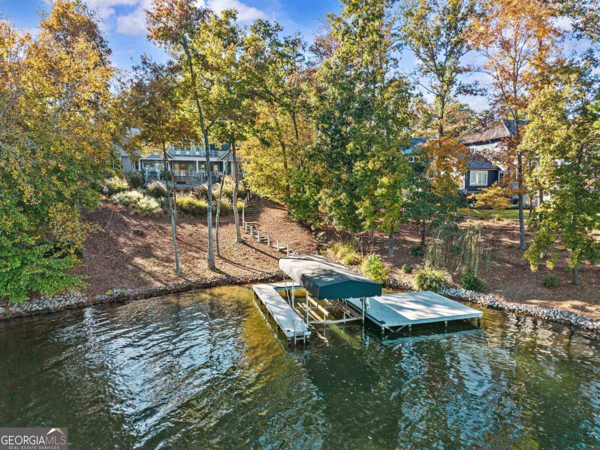 1450 Howells Grove RD