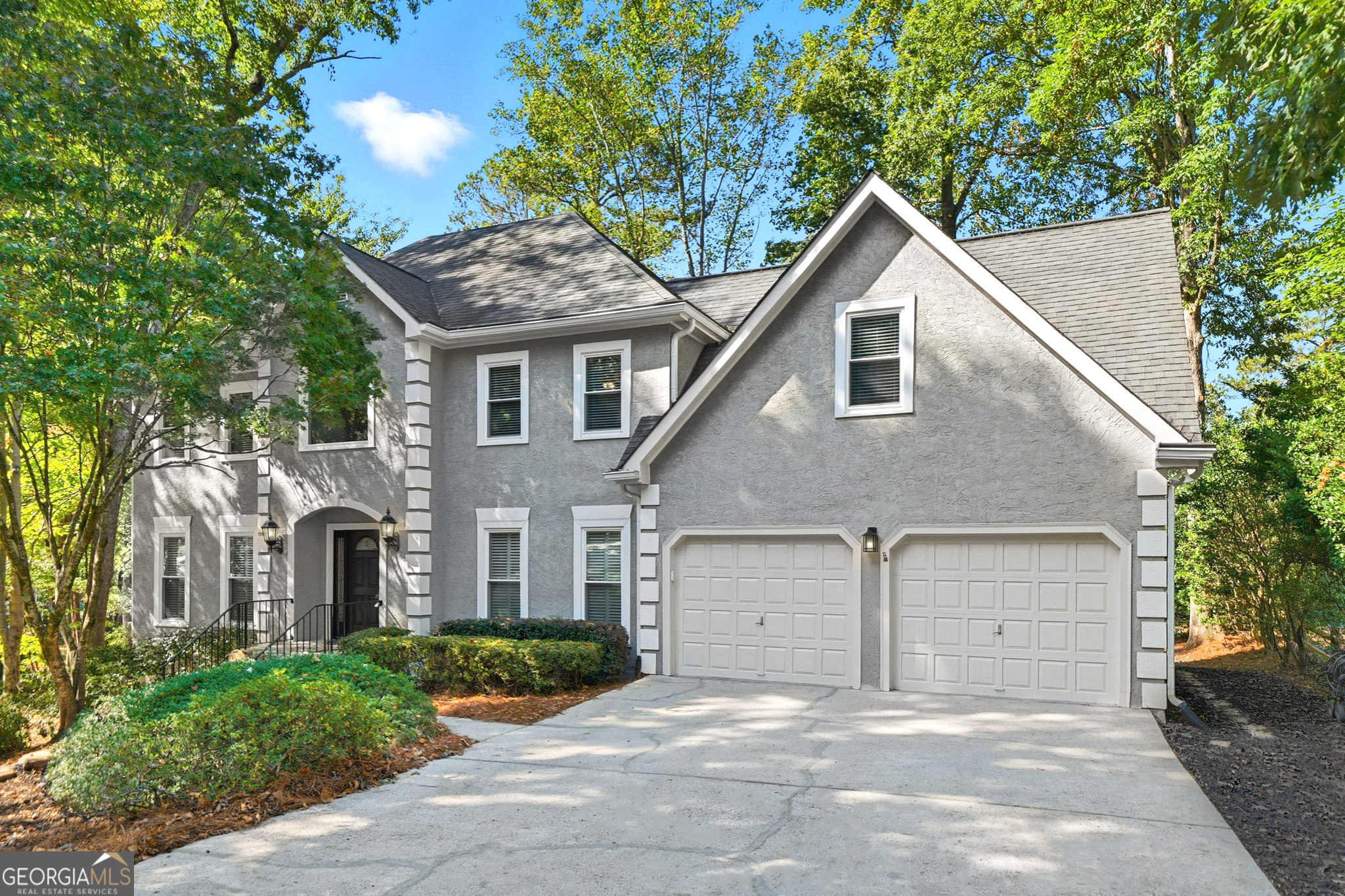 10280 Crescent Ridge DR